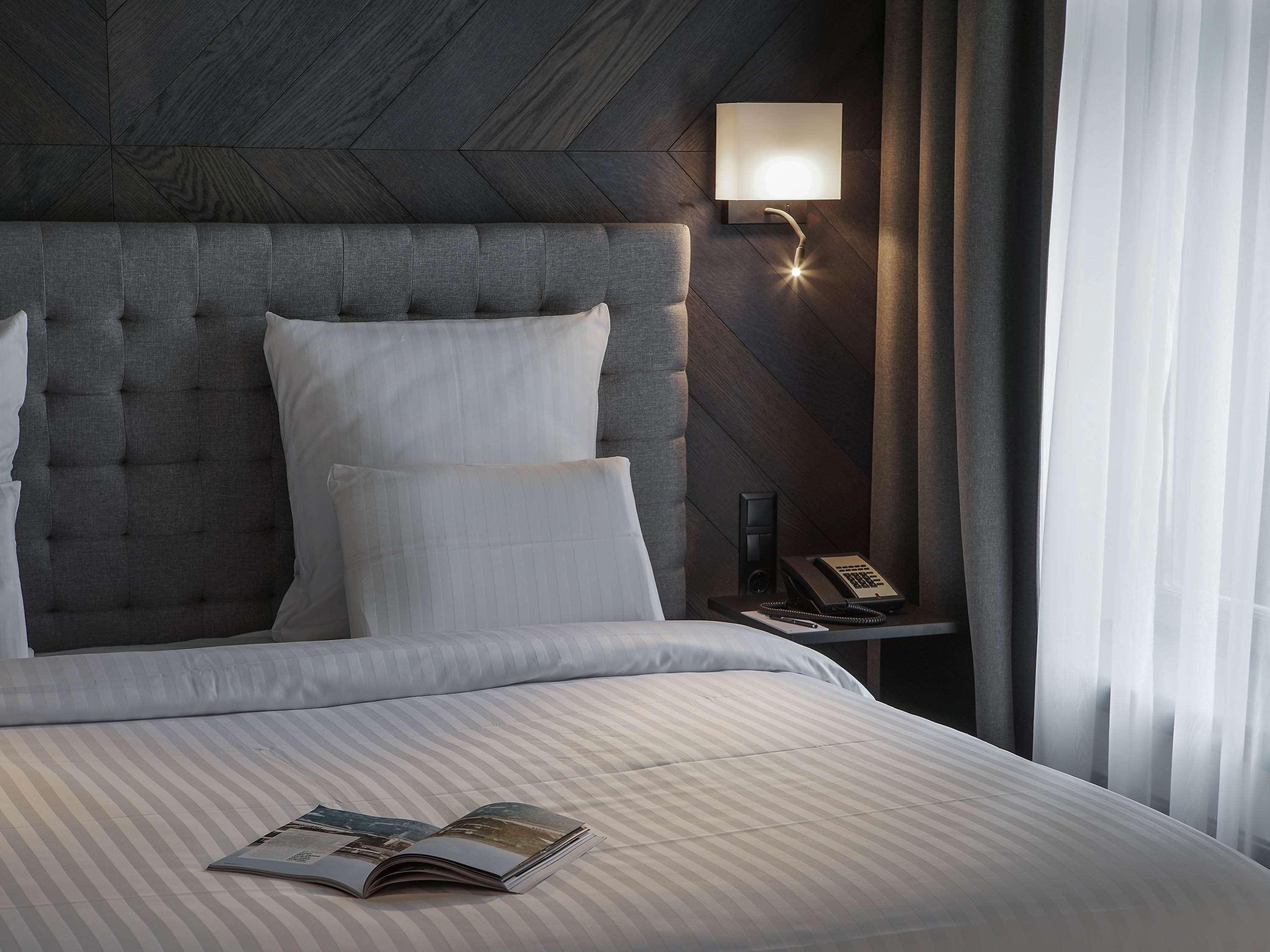Pullman Riga Old Town Hotel Luaran gambar A bedroom at the hotel